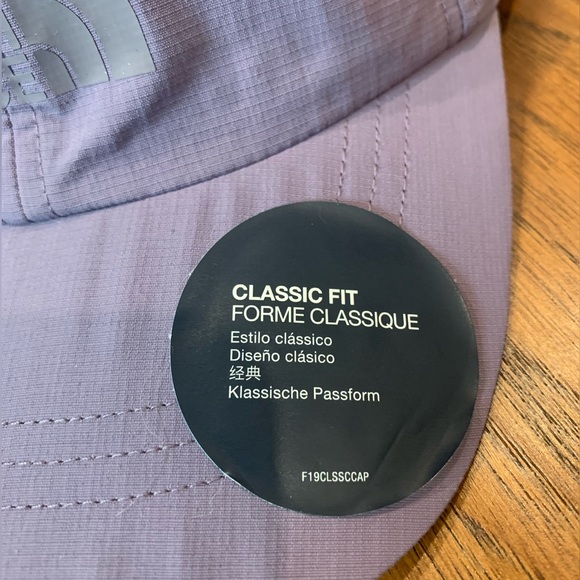 North Face Classic Fit Hat - Picture 3 of 3